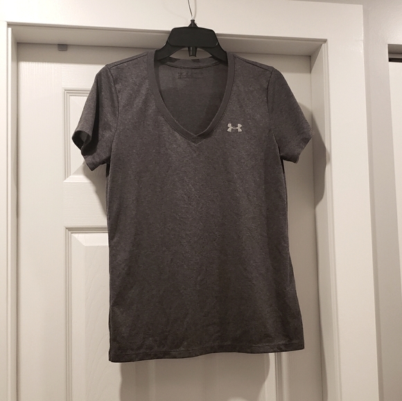 Under Armour Grey V-Neck - Picture 1 of 1